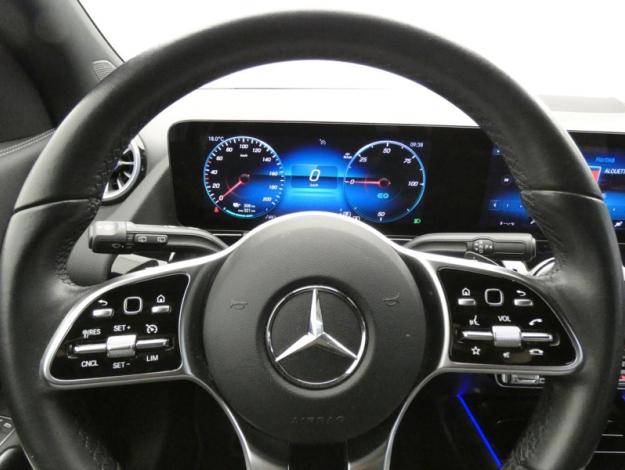 MERCEDES-BENZ EQA 250 Business Line  