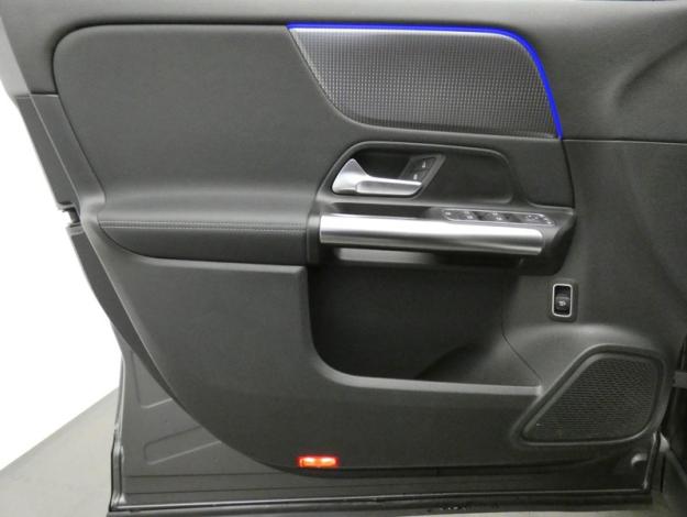 MERCEDES-BENZ EQA 250 Business Line  