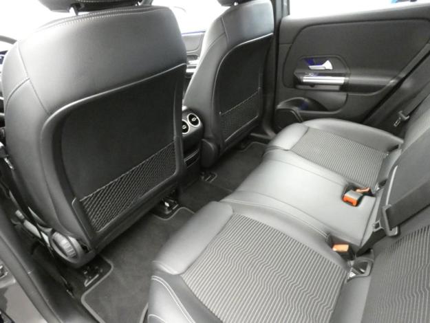 MERCEDES-BENZ EQA 250 Business Line  