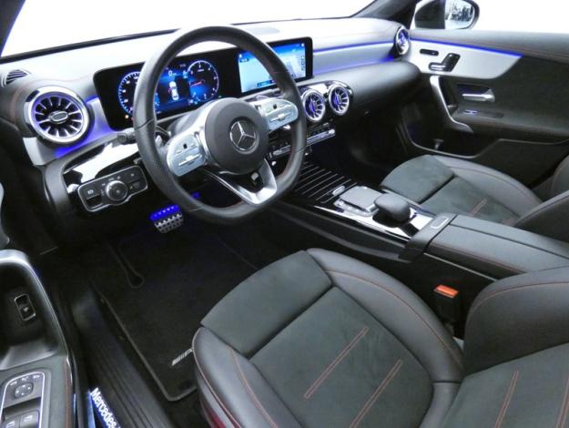 MERCEDES-BENZ CLA Coupé CLA 220 d Coupé AMG Line  