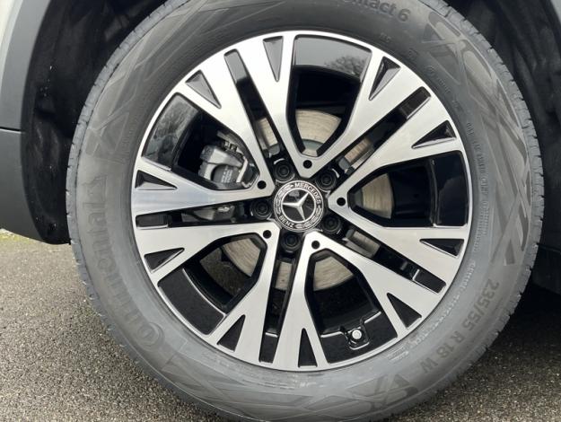 MERCEDES-BENZ GLA 200 d Progressive Line  GLA 200 d Progressive Line