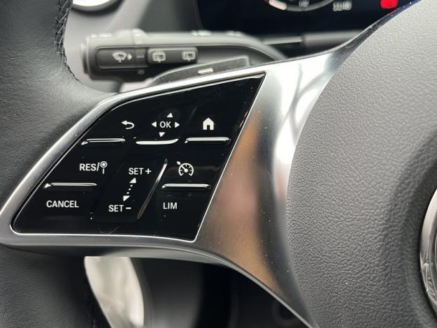 MERCEDES-BENZ GLA 200 d Progressive Line  GLA 200 d Progressive Line