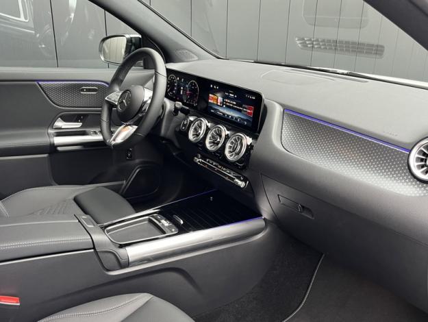 MERCEDES-BENZ GLA 200 d Progressive Line  GLA 200 d Progressive Line