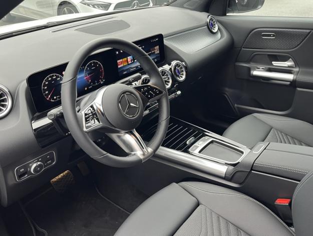 MERCEDES-BENZ GLA 200 d Progressive Line  GLA 200 d Progressive Line