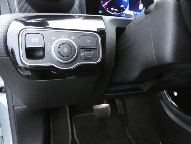 MERCEDES-BENZ Classe A 250 e Progressive Line  