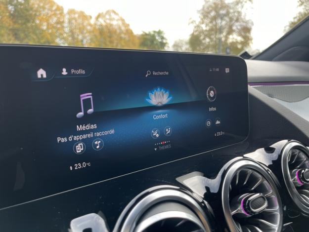 MERCEDES-BENZ GLA 200 d AMG Line  GLA 200 d AMG Line