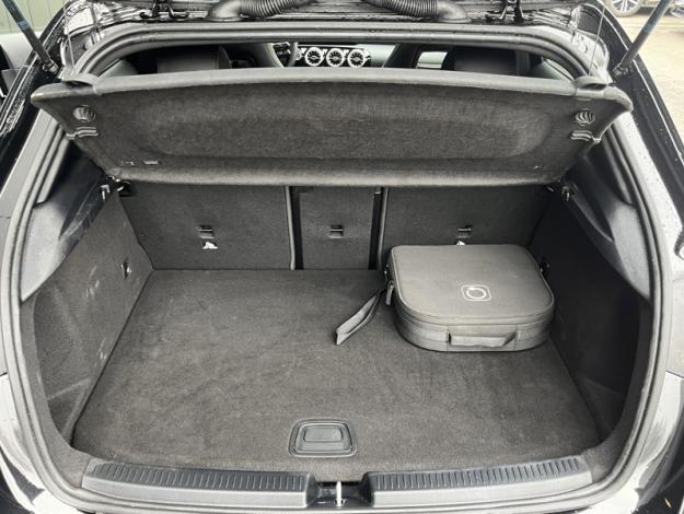 MERCEDES-BENZ Classe A 250 e Hybrid EQ AMG Line  