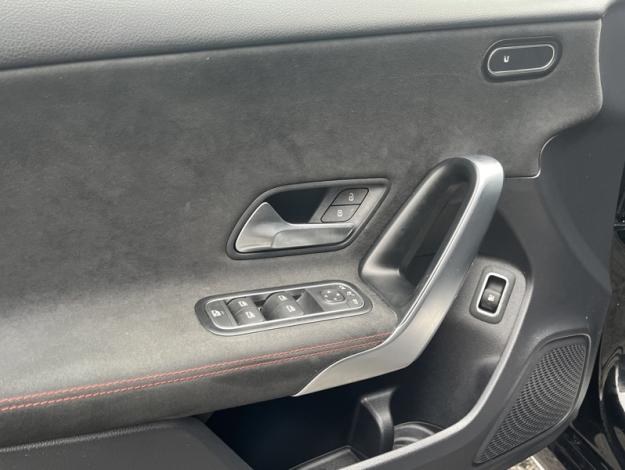 MERCEDES-BENZ Classe A 250 e Hybrid EQ AMG Line  