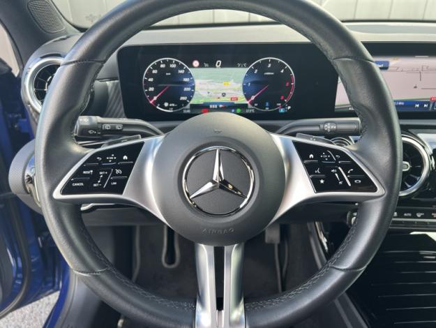 MERCEDES-BENZ Classe A 180 d Business Line  Classe A 180 d Business Line