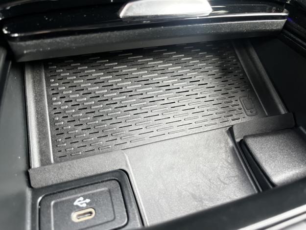 MERCEDES-BENZ GLA 200 d AMG Line  