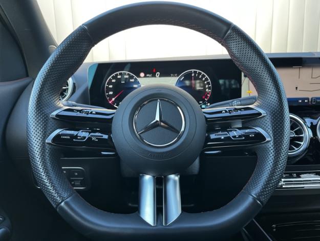 MERCEDES-BENZ GLA 250 e Hybrid EQ AMG Line  