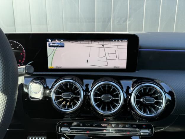 MERCEDES-BENZ Classe A 180 d AMG Line  Classe A 180 d AMG Line