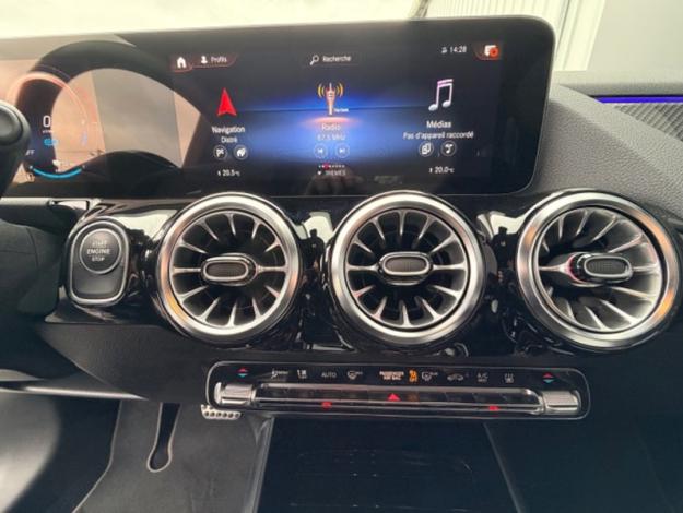 MERCEDES-BENZ GLA 250 e AMG Line AMG Line 