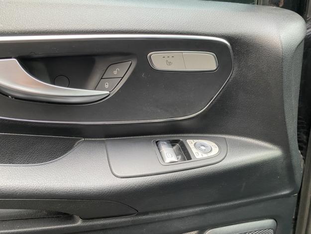 MERCEDES-BENZ Vito 119 CDI Mixto Long Select 