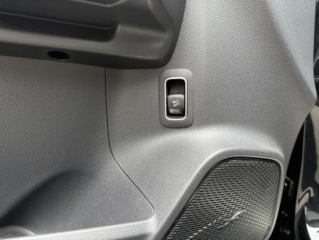 MERCEDES-BENZ EQA 250 AMG Line  