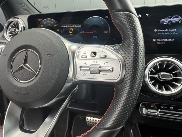 MERCEDES-BENZ EQA 250 AMG Line  