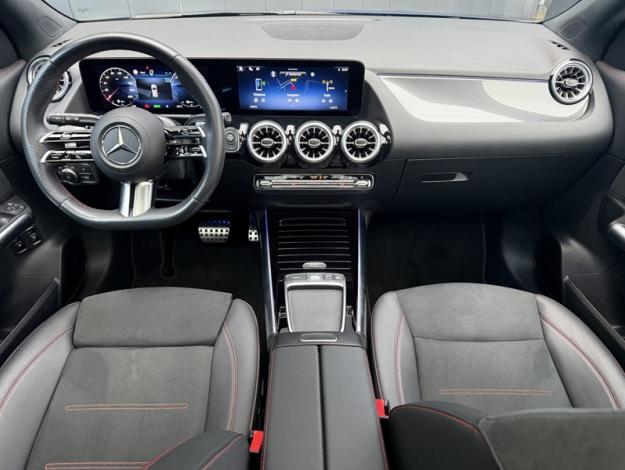 MERCEDES-BENZ GLA 250 e Hybrid EQ AMG Line  
