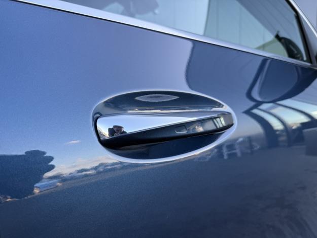 MERCEDES-BENZ EQA 250 AMG Line  