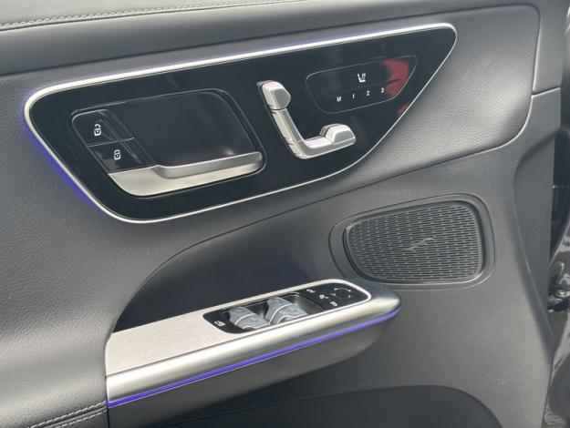 MERCEDES-BENZ GLC SUV GLC 220 d 4MATIC AMG Line  GLC 220 d 4MATIC AMG Line