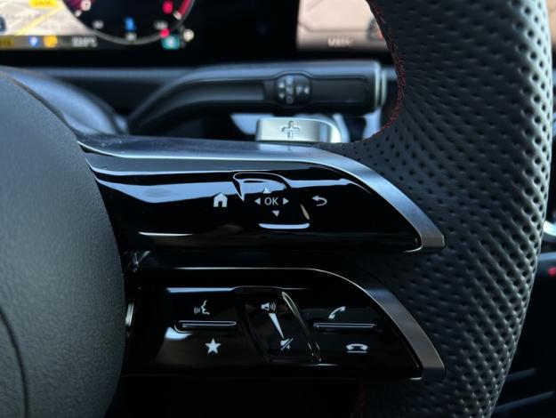 MERCEDES-BENZ Classe A 200 d AMG Line  Classe A 200 d AMG Line