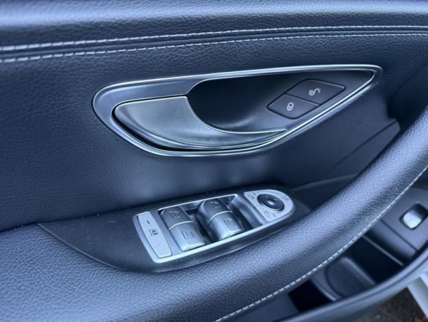 MERCEDES-BENZ Classe E Berline E 350 d 4MATIC Berline Fascination  