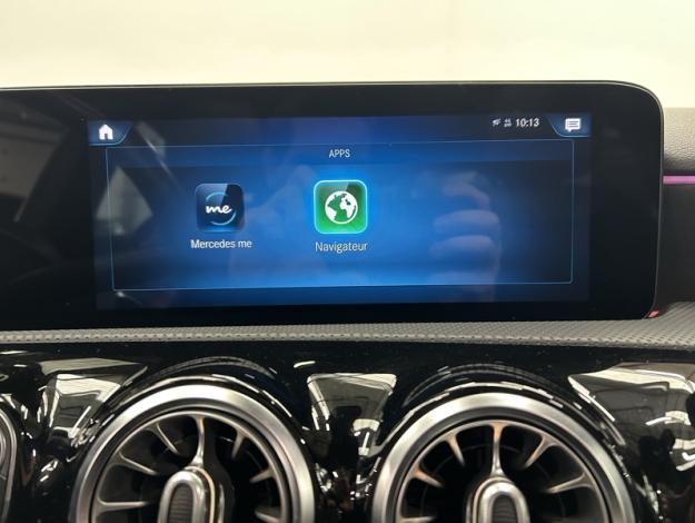 MERCEDES-BENZ A 180 d Berline AMG Line Toit Pano  