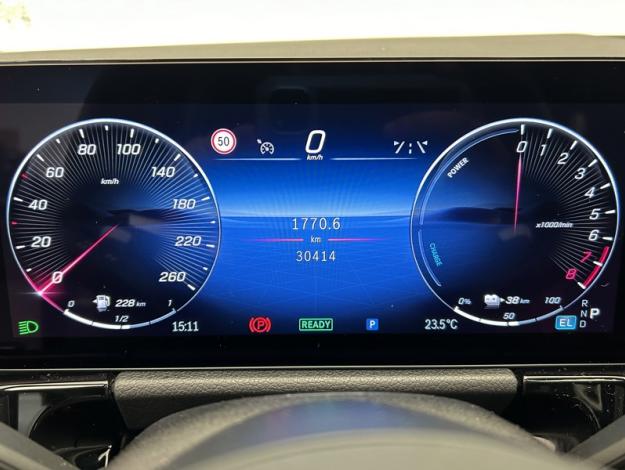 MERCEDES-BENZ GLA-Klasse GLA 250 e Off-Roader