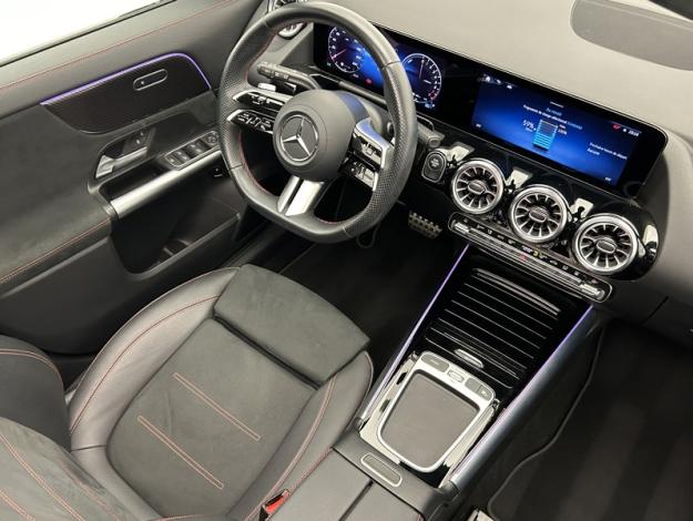 MERCEDES-BENZ GLA-Klasse GLA 250 e Off-Roader