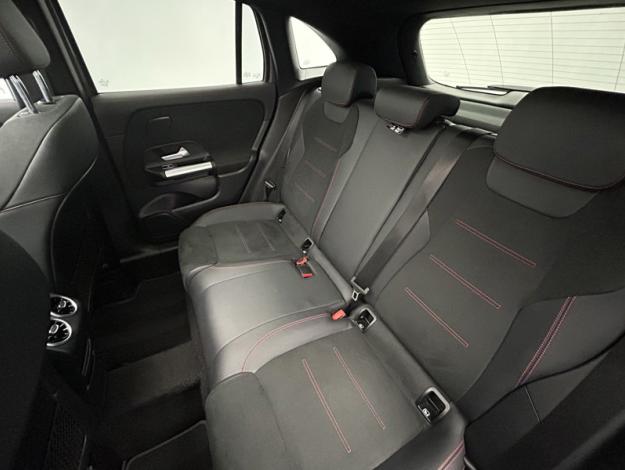 MERCEDES-BENZ GLA-Klasse GLA 250 e Off-Roader