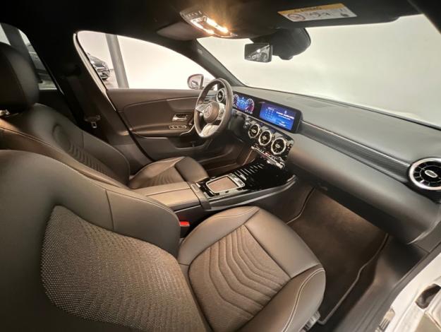 MERCEDES-BENZ Classe A 180 Progressive Line  