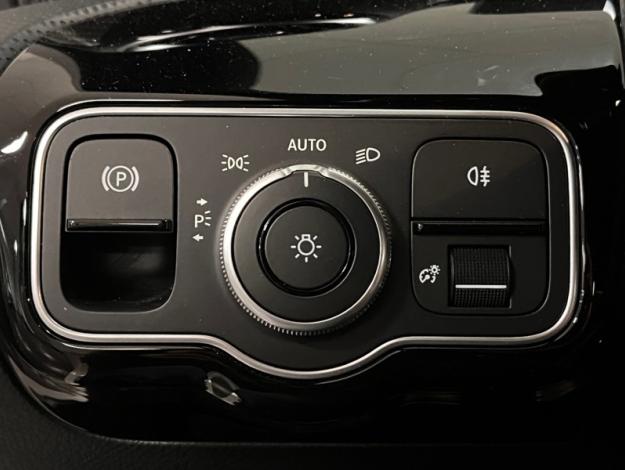 MERCEDES-BENZ Classe A 180 Progressive Line  