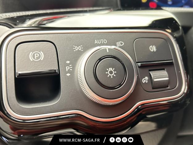 MERCEDES-BENZ Classe A 200 d AMG Line  