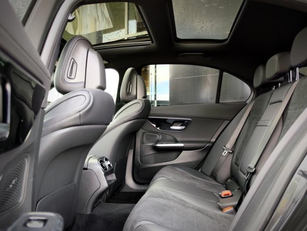 MERCEDES-BENZ Classe C Berline Classe C 300 de Hybrid EQ Berline AMG Line  Classe C 300 d e Hybrid EQ Berline AMG Line