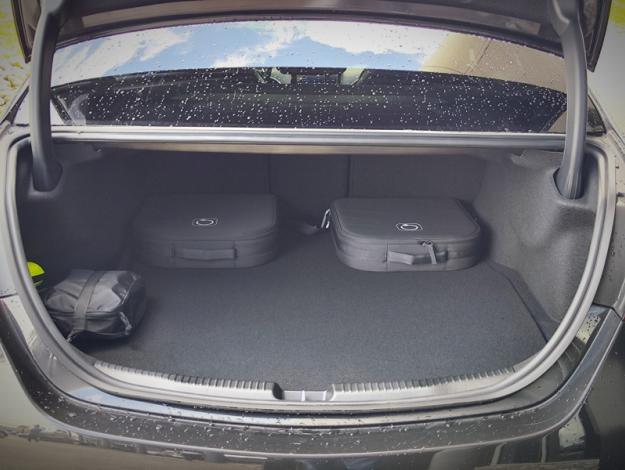 MERCEDES-BENZ Classe C Berline Classe C 300 de Hybrid EQ Berline AMG Line  Classe C 300 d e Hybrid EQ Berline AMG Line