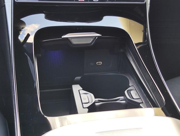 MERCEDES-BENZ Classe C Berline Classe C 300 de Hybrid EQ Berline AMG Line  Classe C 300 d e Hybrid EQ Berline AMG Line