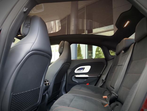 MERCEDES-BENZ CLA Coupé   CLA 250+ avec technologie EQ