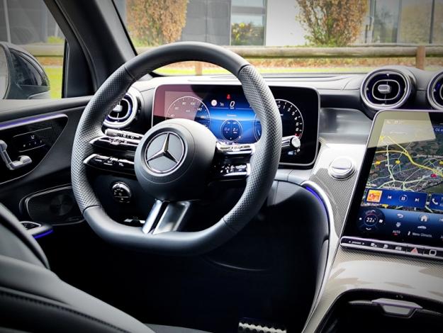 MERCEDES-BENZ GLC SUV   GLC 300 e  Hybrid EQ 4MATIC AMG Line +