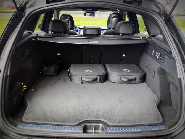 MERCEDES-BENZ GLC SUV   GLC 300 e  Hybrid EQ 4MATIC AMG Line +