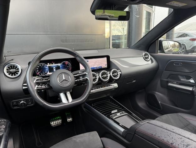 MERCEDES-BENZ GLA 250 e Hybrid EQ AMG Line  