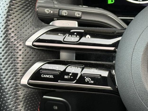 MERCEDES-BENZ GLA 250 e Hybrid EQ AMG Line  