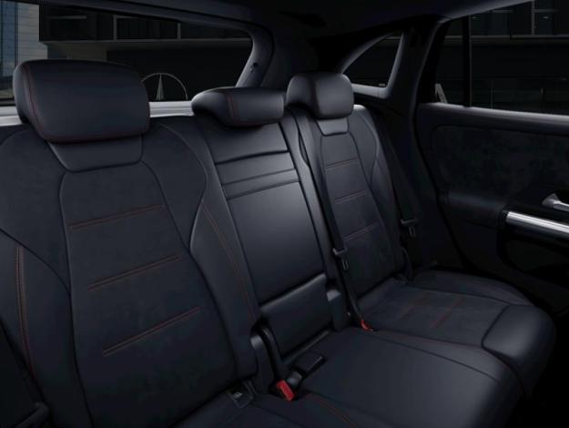 MERCEDES-BENZ GLA 200 AMG Line  GLA 200 AMG Line