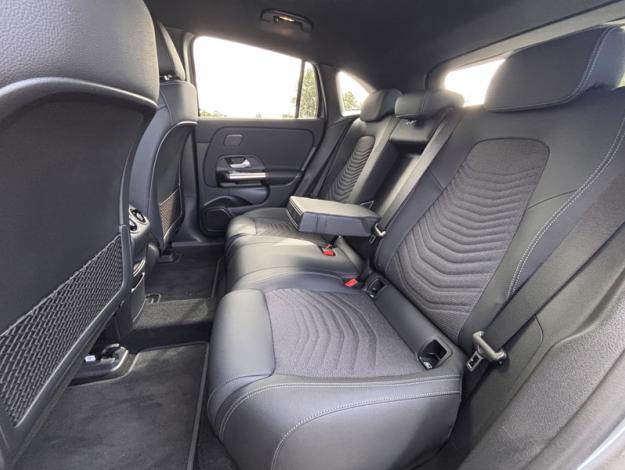 MERCEDES-BENZ EQA 250+ Business Edition  EQA 250+ Business Edition