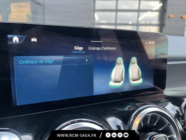 MERCEDES-BENZ GLB 200 d AMG Line  