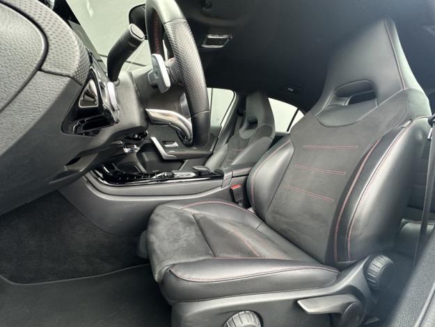 MERCEDES-BENZ Classe A 200 d AMG Line  