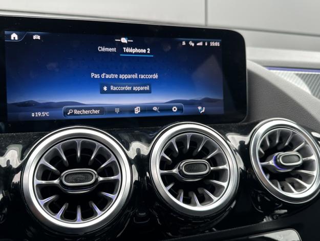 MERCEDES-BENZ GLA 200 d AMG Line  GLA 200 d AMG Line