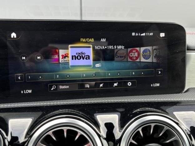 MERCEDES-BENZ CLA Coupé CLA 200 Coupé AMG Line  