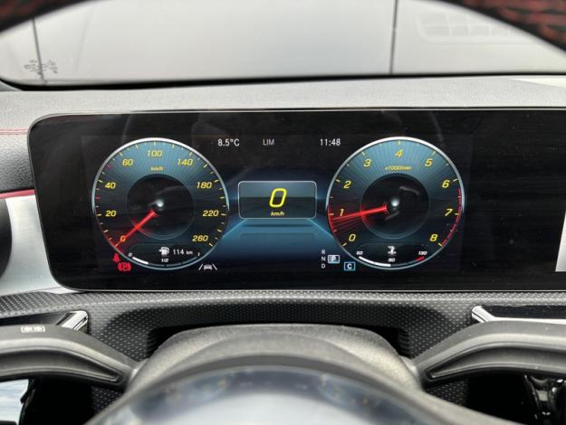 MERCEDES-BENZ CLA Coupé CLA 200 Coupé AMG Line  