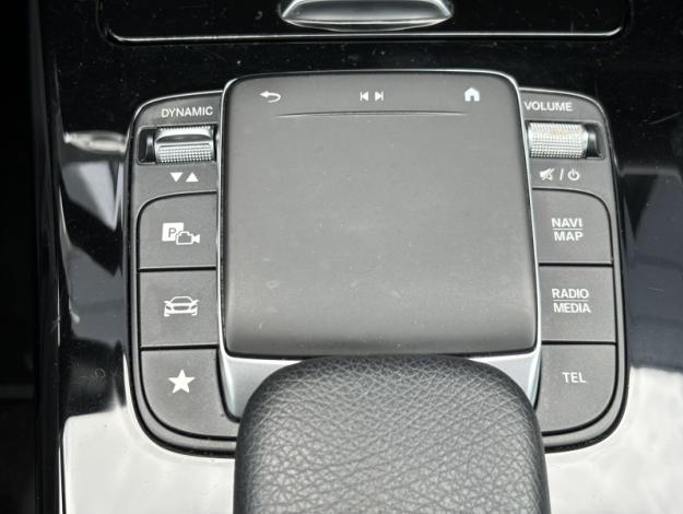 MERCEDES-BENZ CLA Coupé CLA 200 Coupé AMG Line  