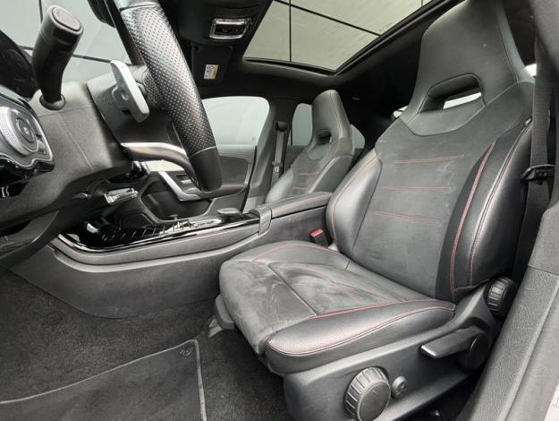 MERCEDES-BENZ CLA Coupé CLA 200 Coupé AMG Line  