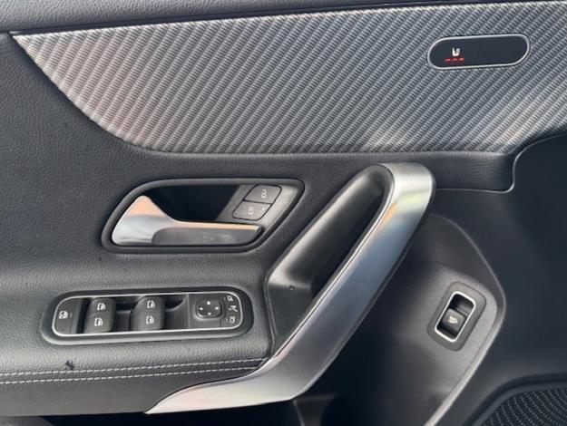 MERCEDES-BENZ Classe A 180 Berline Business Line  